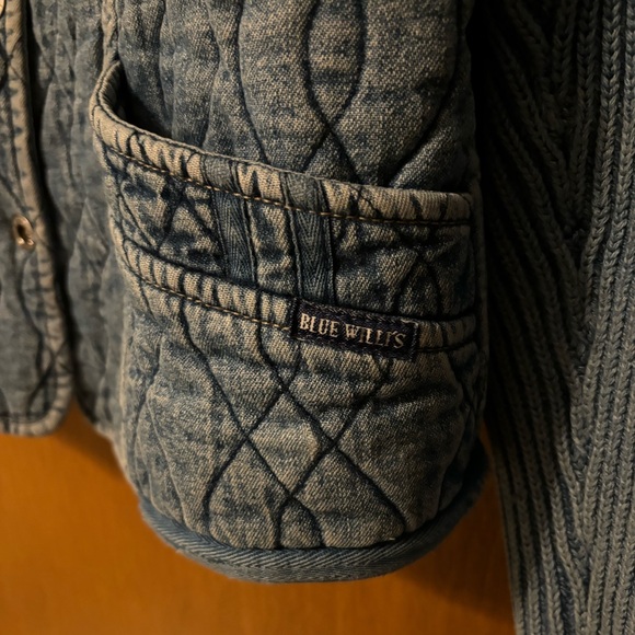 Blue Willi’s large quilted denim jacket - Picture 3 of 4